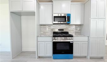 2905 SW Lovely Ln, Bentonville, AR 72713