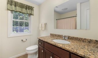 78 Ginger Trl, Coventry, RI 02816