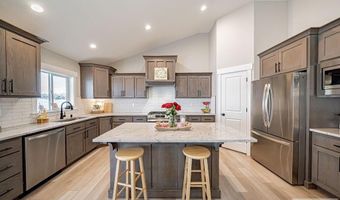 5433 Klamath Falls St, Ammon, ID 83406