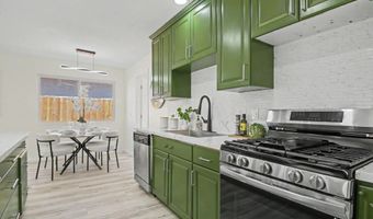 559 Glencrest Dr, San Diego, CA 92139