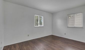 1752 S Hamilton Rd, Columbus, OH 43227