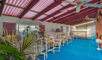 4 E Curran Dr, Absecon, NJ 08201