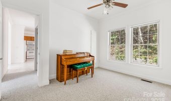 1 Hedgerose Ct B, Asheville, NC 28805