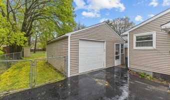 173 Tracy Dr, Burlington, VT 05408