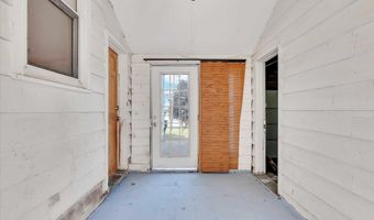 213 Shaker Rd, Albany, NY 12211