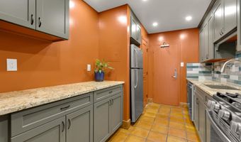 4141 N HENDERSON Rd 626, Arlington, VA 22203
