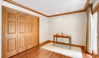 616 W Park St, Arlington Heights, IL 60005