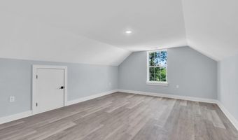 443 Western Blvd, Bayville, NJ 08721