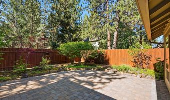 19905 Antler Point Dr, Bend, OR 97702