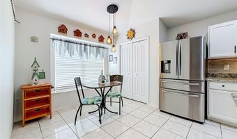 6630 CAMBRIDGE PARK Dr, Apollo Beach, FL 33572