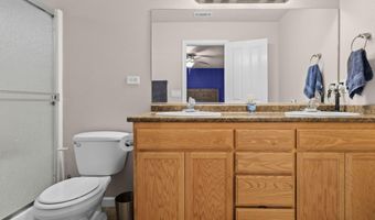 2225 Shenandoah Dr, Anderson, CA 96007