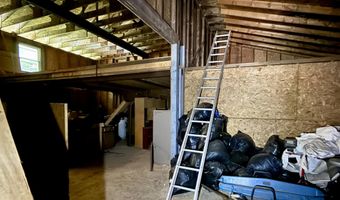 481 Airline Rd, Baileyville, ME 04694