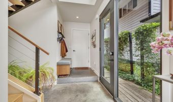160 Park Pl, Arnolds Park, IA 51331