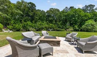 1484 Old Rosebud Trl, Awendaw, SC 29429