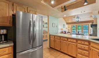 7 Eagle Bend Dr, Bigfork, MT 59911