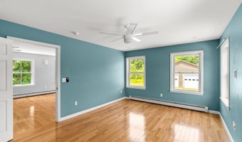 9 Hounds Way, Bath, ME 04530