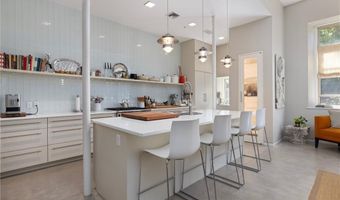 426 Spring St 101, Newport, RI 02840