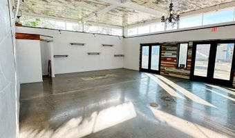 301 E Holland Ave, Alpine, TX 79830