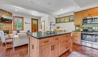 52 Eagle Cottage Ln 8, Banner Elk, NC 28604
