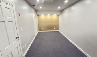 936 Lindley St, Bridgeport, CT 06606