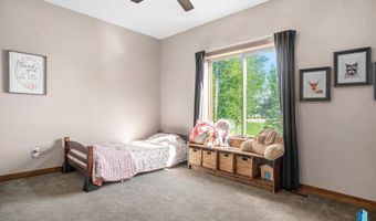 48191 Three River Cir, Brandon, SD 57005
