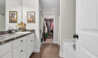 151 Rolling Woods, Hull, GA 30646