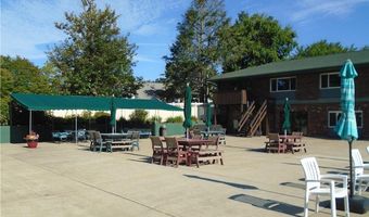 1011 Williamsburg Cir, Warwick, RI 02886