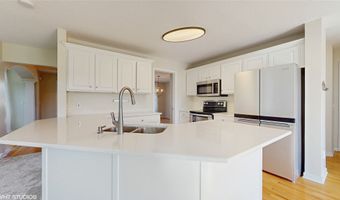 9079 NW 31st St, Polk City, IA 50226