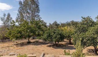 1581 Sycamore Dr, Fallbrook, CA 92028