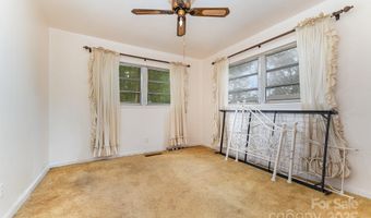 1213 Carolyn Dr, Albemarle, NC 28001