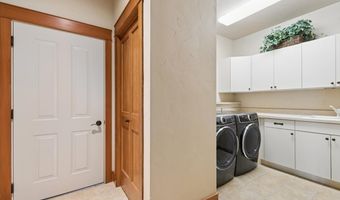 334 Eagle Bend Dr, Bigfork, MT 59911