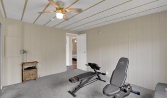 21986 LAUREL Ave, Aurora, OR 97002