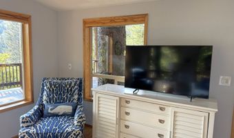 19921 WHALESHEAD Rd EL1, Brookings, OR 97415