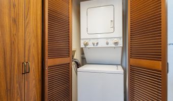 5070 Likini St 1409, Honolulu, HI 96818