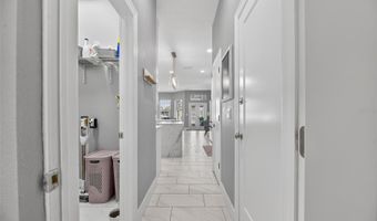 526 ISLEBAY Dr, Apollo Beach, FL 33572