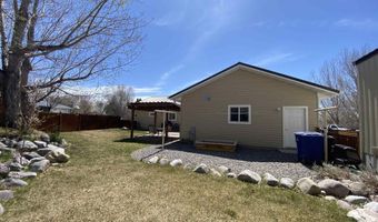 305 Mary Riverview Rd, Riverton, WY 82501