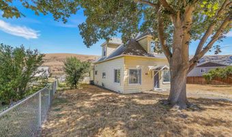 815 2nd St, Asotin, WA 99402