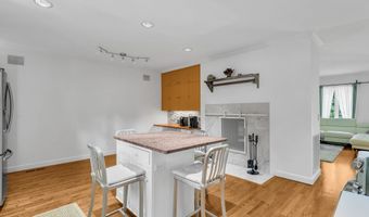 155 Stony Creek Rd, Branford, CT 06405