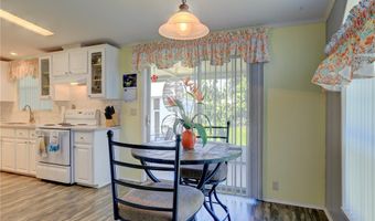 1068 Wren Cir, Barefoot Bay, FL 32976