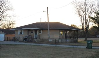 1210 E South St, Arma, KS 66712
