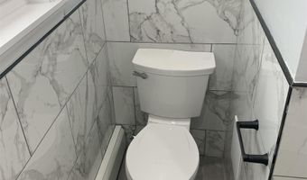 4 Oceanic Ter, Atlantic City, NJ 08401