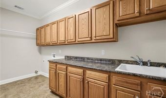 5 Pinebrook Ct, Savannah, GA 31405
