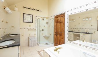 1 WILLOW BROOK Ln, Annandale, NJ 08801