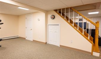 9 Patricia Dr, North Providence, RI 02904