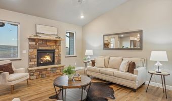 1862 GOLDEN LARK Trl, Cheyenne, WY 82009