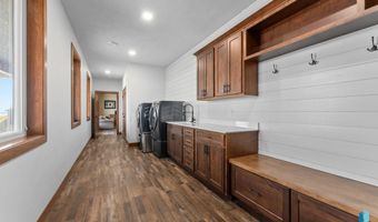 25953 481st Ave, Brandon, SD 57005