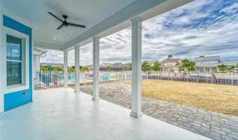 5718 SEA TURTLE Pl, Apollo Beach, FL 33572