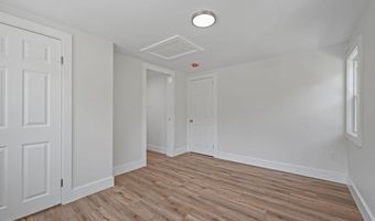 282 Parker Rd, Barnstable, MA 02668