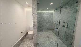9221 E Bay Harbor Dr 309, Bay Harbor Islands, FL 33154