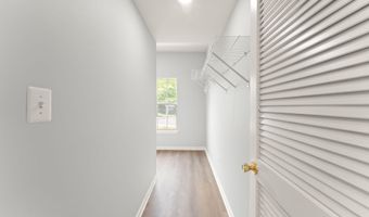 21610 MONMOUTH Ter, Ashburn, VA 20147